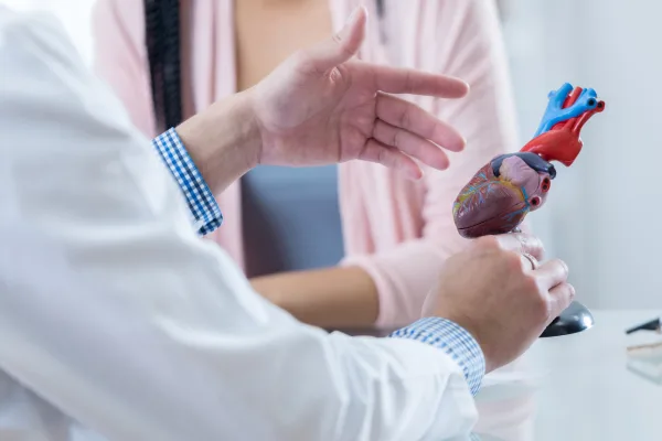 ¿Qué médico trata enfermedad coronaria?